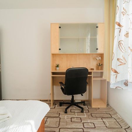 Rustic & Spacious 3Br Apartment Bukurešť Exteriér fotografie